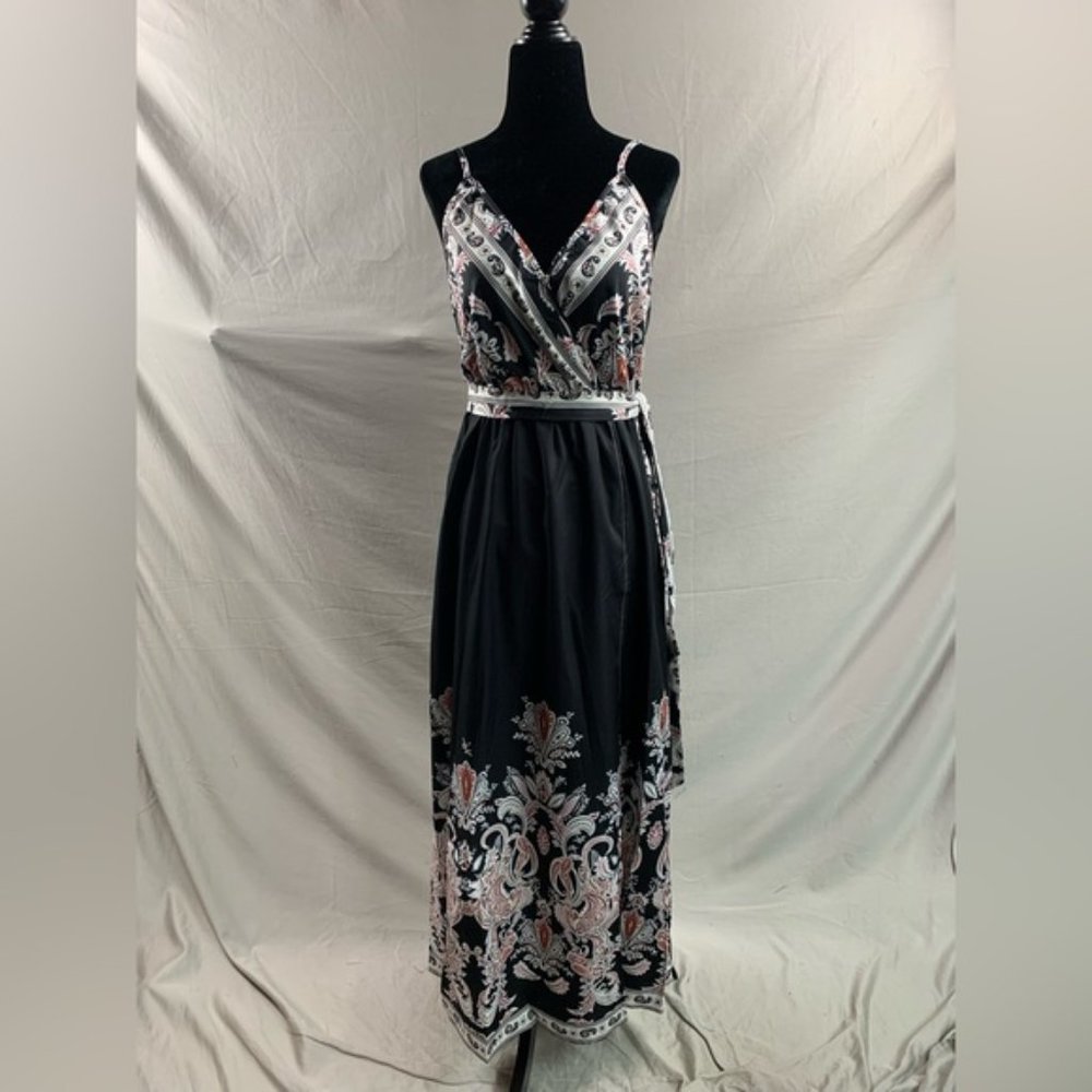 Black/White Paisley Print Belted Cami Dress - Picture 6 of 6